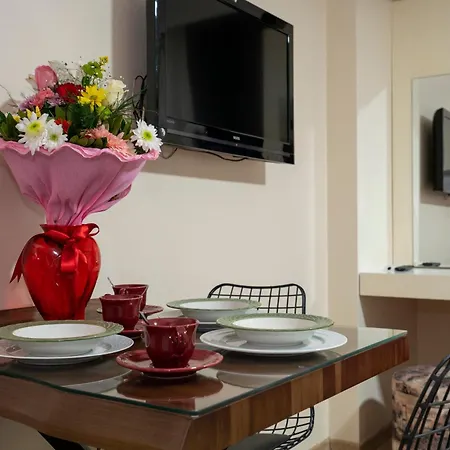 Asteria House מלון דירות