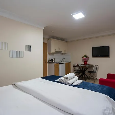 מלון דירות Asteria House