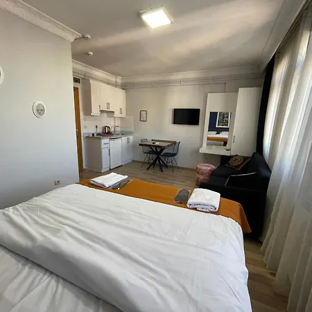 Asteria House 4*