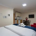 アパートホテル Asteria House