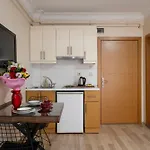 アパートホテル Asteria House イスタンブール